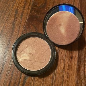 Beauty is life powder